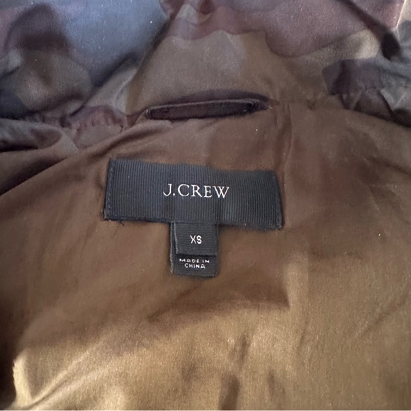 J.Crew Camo Vest - Picture 3 of 9